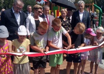 Mielec: Ma cieszyć, bawić i uczyć.