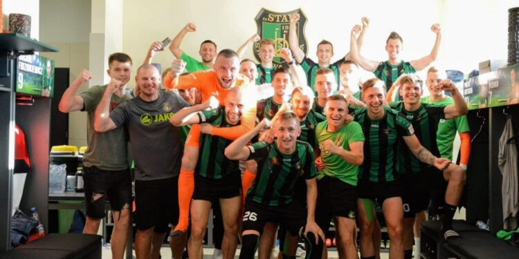 Stalowa Wola: Odprawili z kwitkiem Elanę Toruń