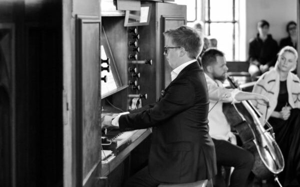 Tarnobrzeg. Wiolonczela i organy.