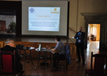 Sandomierz: GDDKiA przedstawiła mieszkańcom warianty planowanej drogi S74.