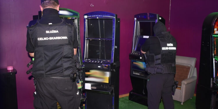 Dębica: Kolejne uderzenie w nielegalny hazard na Podkarpaciu.