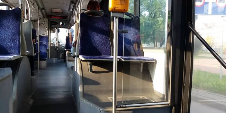 Mielec: Przypominamy, zakryj twarz i nos