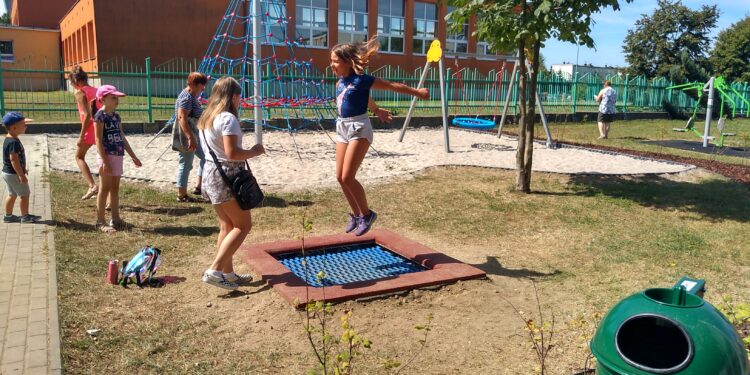 Mielec: Kolejny plac zabaw otwarty.