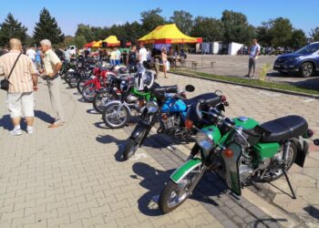 Powiat tarnobrzeski. Zlot starych motocykli