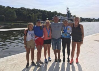 Tarnobrzeg: Historyczne sukcesy kajakarek.