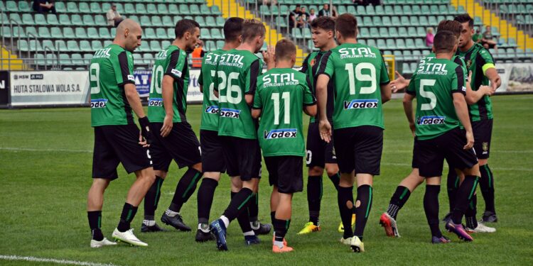 Stalowa Wola, Łagów: Remis Siarka, wygrana Stali