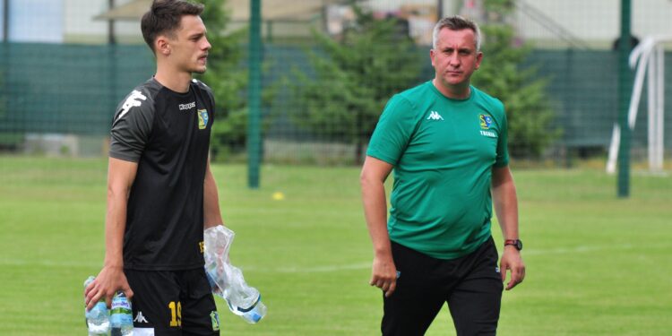 Tarnobrzeg: Remis wydarty w ostatniej akcji