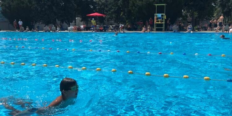 Mielec: Basenowa ochłoda