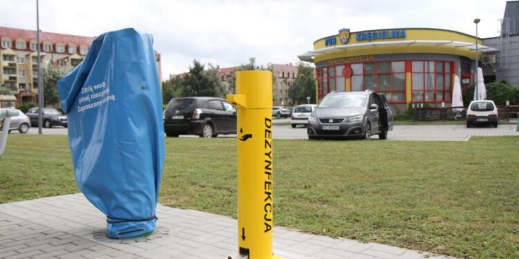 Mielec: Kolejne dozowniki do dezynfekcji .