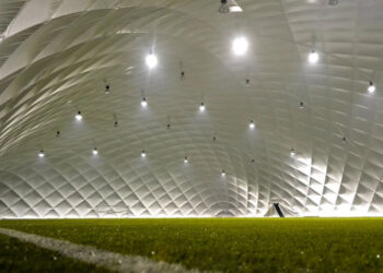 Stalowa Wola: Przetarg na montaż hali pneumatycznej