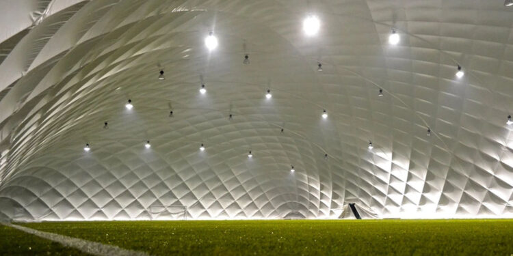 Stalowa Wola: Przetarg na montaż hali pneumatycznej