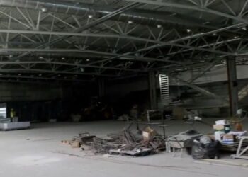 Dębica: Trwa budowa lodowiska.