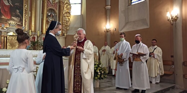 Dębica: Relikwie błogosławionego.