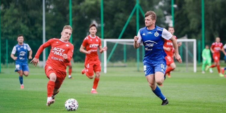 Mielec: Pierwsze wskazówki dla zespołu.