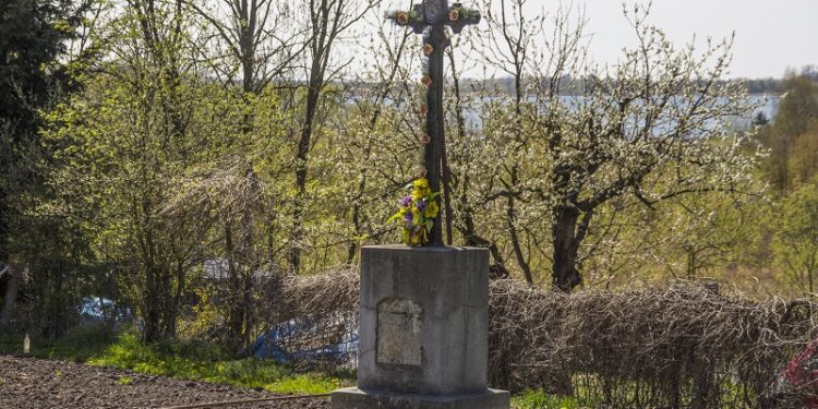 Tarnobrzeg. Odnowią krzyż ufundowany za ocalenie życia.