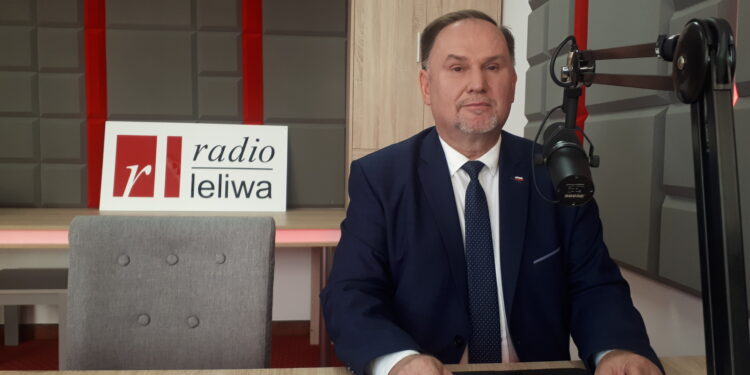 Sandomierz. Region: Pieniądze z Rządowego Funduszu Inwestycji Lokalnych już na kontach samorządów.