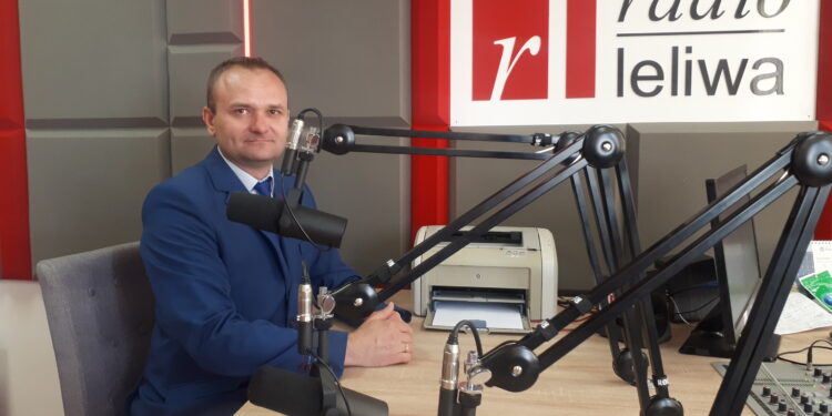 Rozmowa z prodziekanem filii UJK  w Sandomierzu dr inż. Ireneuszem Musiałkiem o mechatronice, którą można studiować w Sandomierzu.