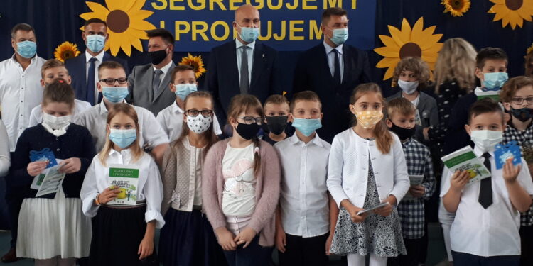 Sandomierz: „Segregujemy i promujemy” – młodzież o ekologii.