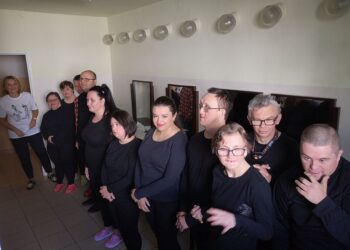 Tarnobrzeg. Kupciuszek na deskach TDK i przed kamerami