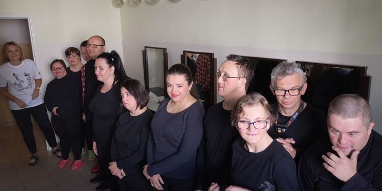 Tarnobrzeg. Kupciuszek na deskach TDK i przed kamerami