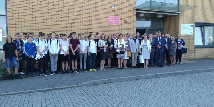 Mielec: Pierwszy w Polsce  – kierunek technik robotyki !