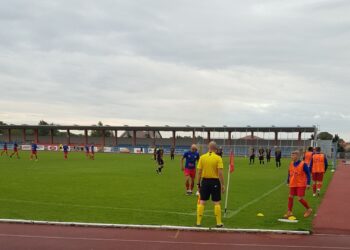 Sandomierz: SKS 'Wisła’ Sandomierz remisuje z ŁKS 'Łagów’.