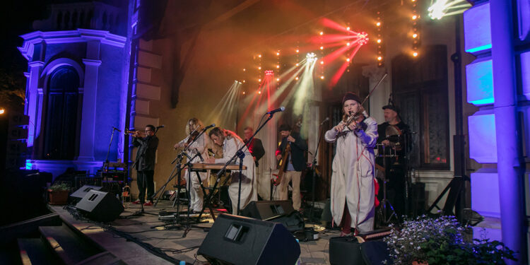 Mielec: Festiwal  z barierami epidemiologicznymi