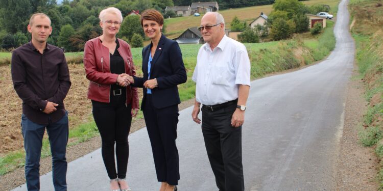 Sadowie: Trwa budowa kanalizacji