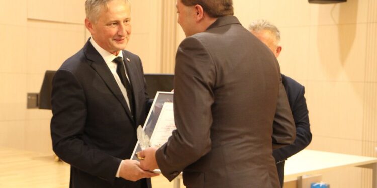 Region: „Lodołamacze” przyznane