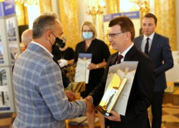 Ostrowiec Św.: Prestiżowe wyróżnienie dla miasta