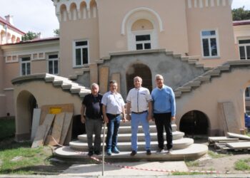 Grębów. Pałac Dolańskich odzyskuje dawny blask