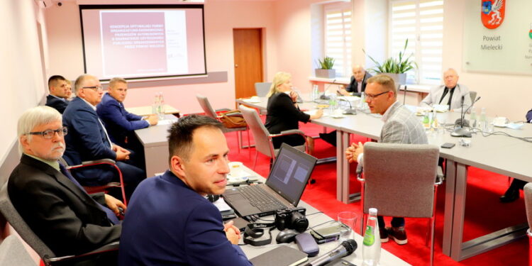 Mielec: Rozmawiano o transporcie
