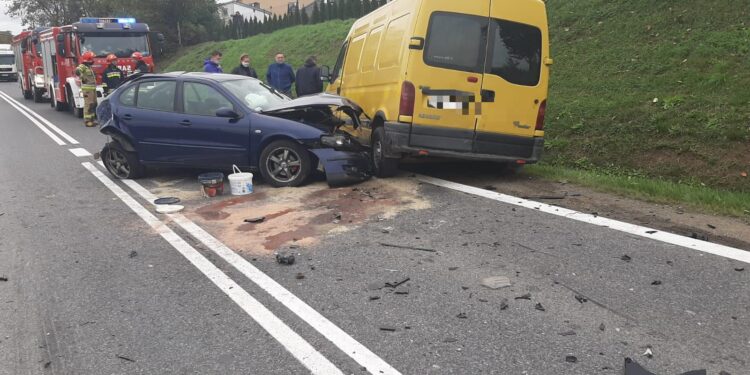 Klimontów: Zablokowana DK 9