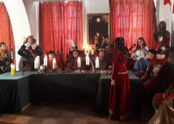 Sandomierz: Zgoda sandomierska przypomniana przez historyków i filmowców.