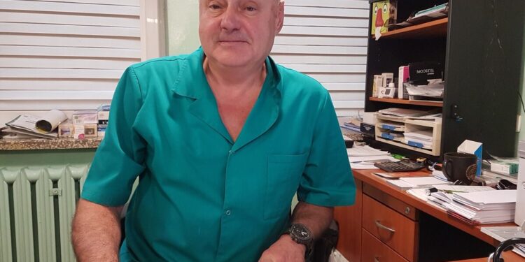 Tarnobrzeg. Akcja szczepień przeciwko grypie dla seniorów.