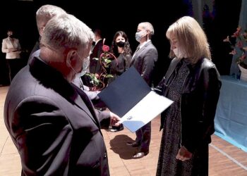 Nowa Dęba. Powiatowe obchody Dnia Edukacji Narodowej