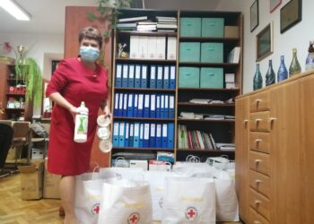 Sandomierz: PCK niesie pomoc seniorom.