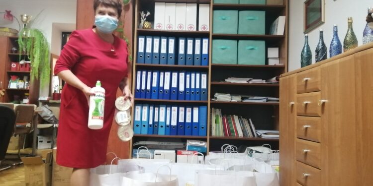 Sandomierz: PCK niesie pomoc seniorom.