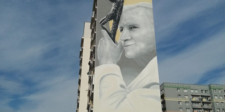 Stalowa Wola: Poświęcili mural św. Jana Pawła II.