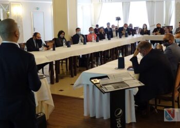 Dębica: Przy stole o współpracy w  pandemii