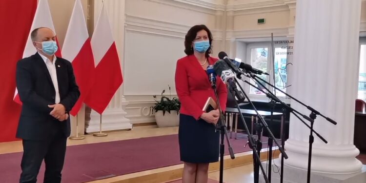 Mielec: Edukacja w zawieszeniu lub hybrydowo