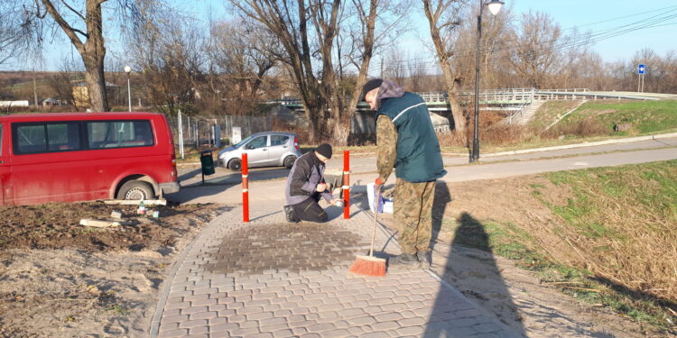 Koprzywnica: Nowa ścieżka rowerowo-edukacyjna na zalewem.