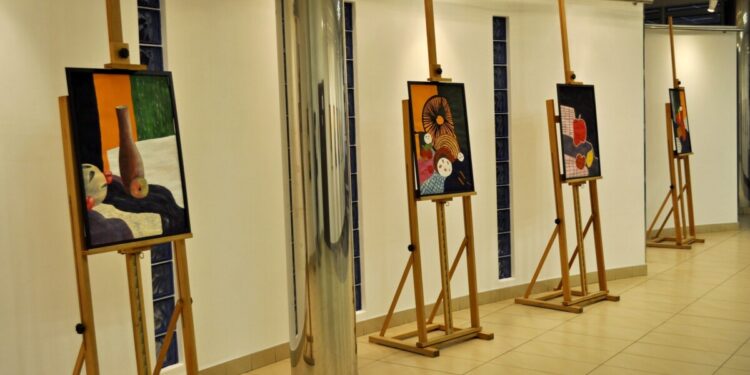 Tarnobrzeg. Wystawa „Sztuka integracji”.