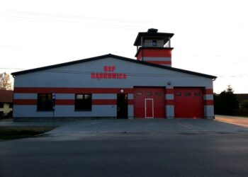 Baranów Sandomierski. Remiza OSP w Dąbrowicy czeka na odbiór