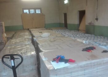 Tarnobrzeg. Przedstawiciele WOT rozwieźli kilkanaście tysięcy litrów płynu dezynfekcyjnego.