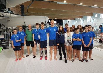 Tarnobrzeg. 21 medali UKS Delfin.