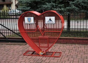 Mielec:  Serca pełne nakrętek