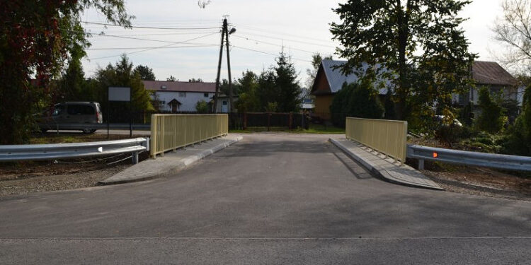 Rudnik nad Sanem: Przebudowany most już służy mieszkańcom