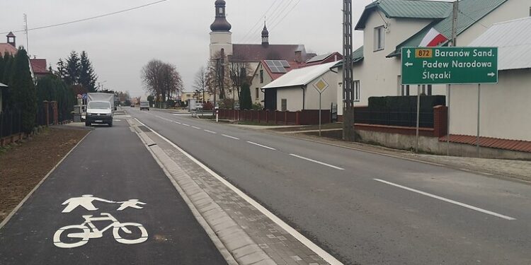 Baranów Sandomierski. Pieszo i rowerem