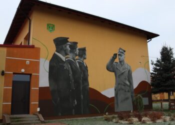 Mielec: W Tuszowie Narodowym powstał mural generała Sikorskiego